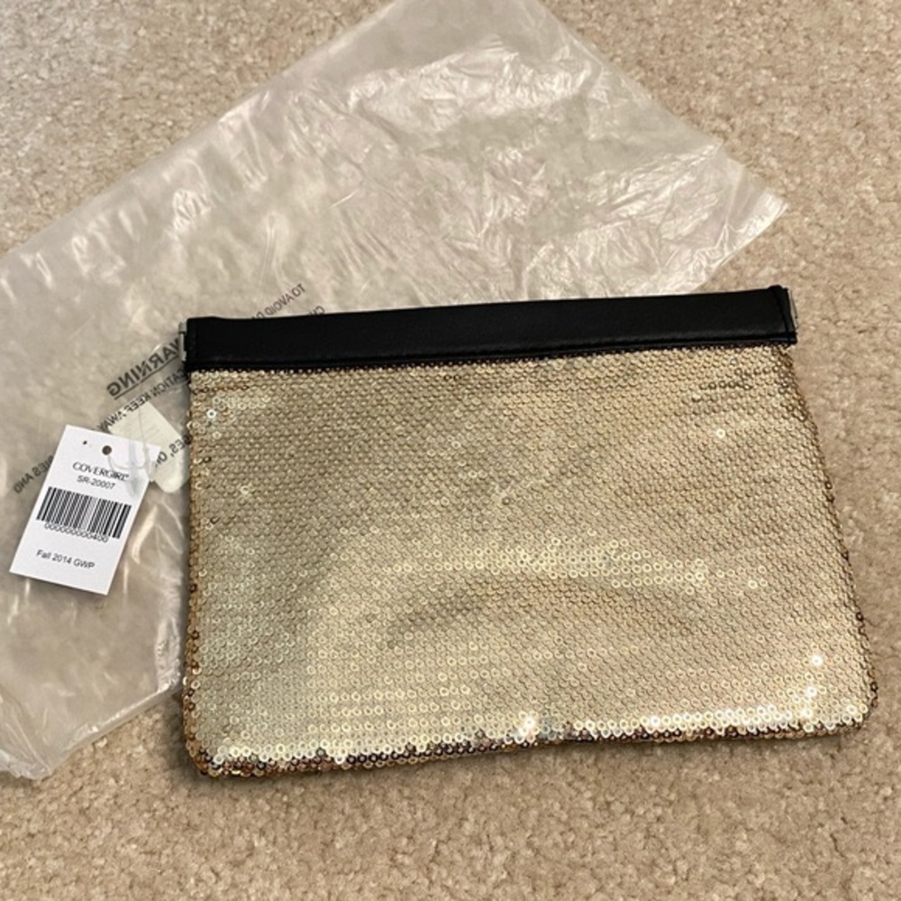 NEW COVERGIRL Gold Sequined Makeup Bag Fall 2014 Collection